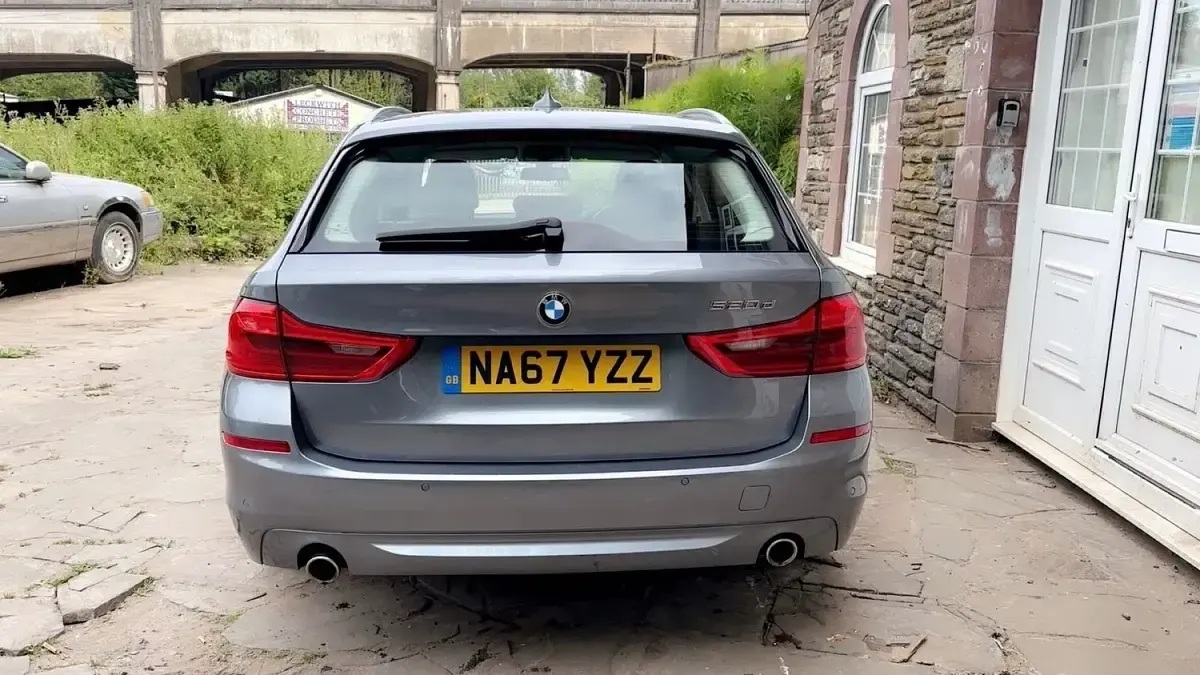 Used BMW 520 2017 Blue Estate