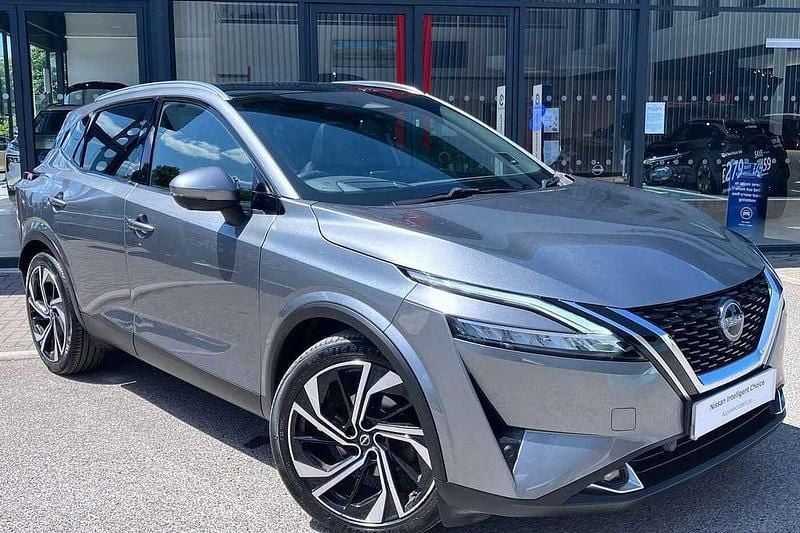 Grey Used 2022 Nissan Qashqai Tekna+ SUV | £24,500 (Expensive) - Image 1/4