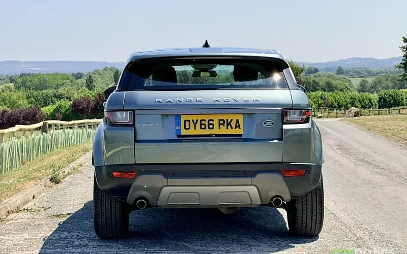 Used Land Rover Range Rover evoque SE 179 HP (131 kW) 2018 Hatchback