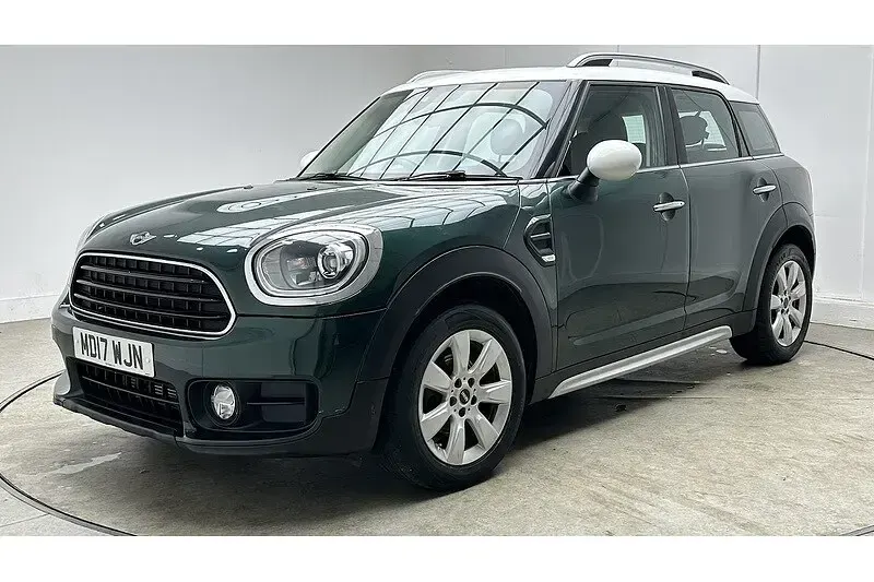 Used Mini Cooper Countryman 2017 British racing green SUV