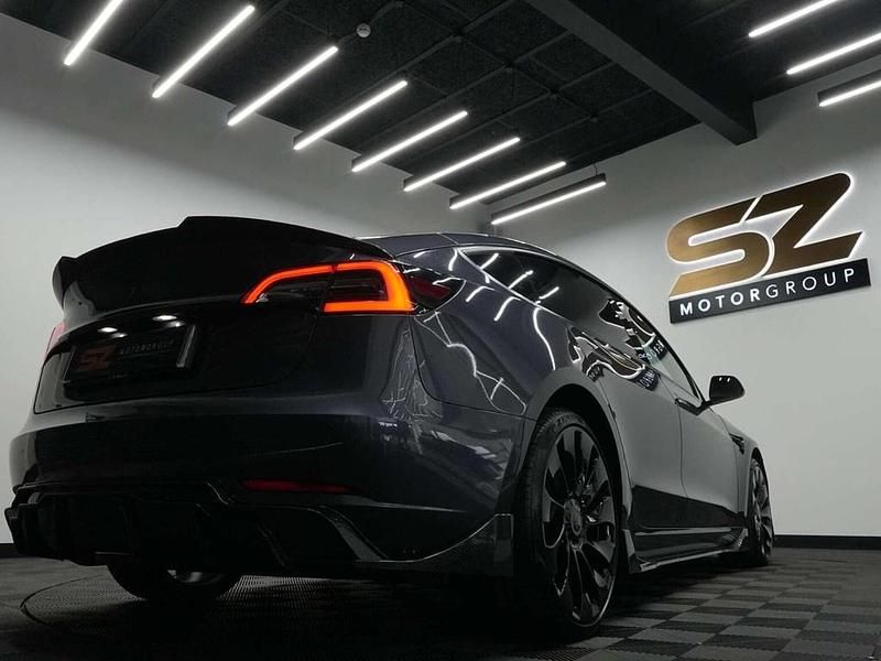 Usado Tesla Model 3 Long Range AWD 366 kW (498 HP) 2021 Cinzento Sedan