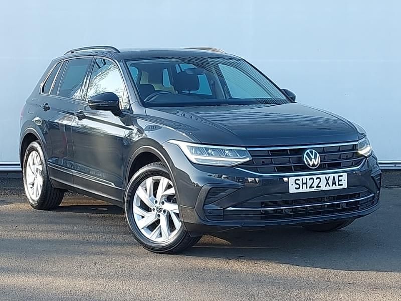 Used VW Tiguan Life 130 HP (95 kW) 2022 Grey SUV