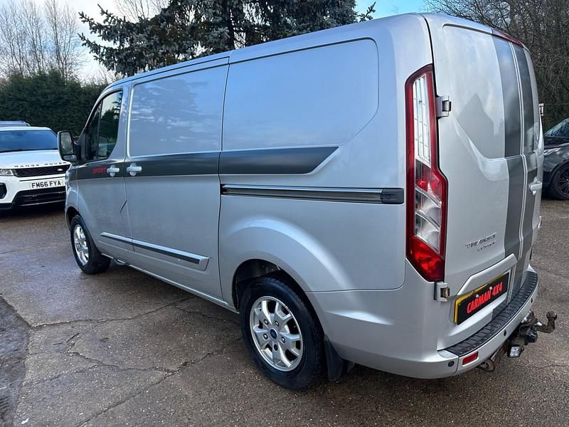 Used Ford Transit Custom Limited 125 HP (91 kW) 2013 Silver MPV