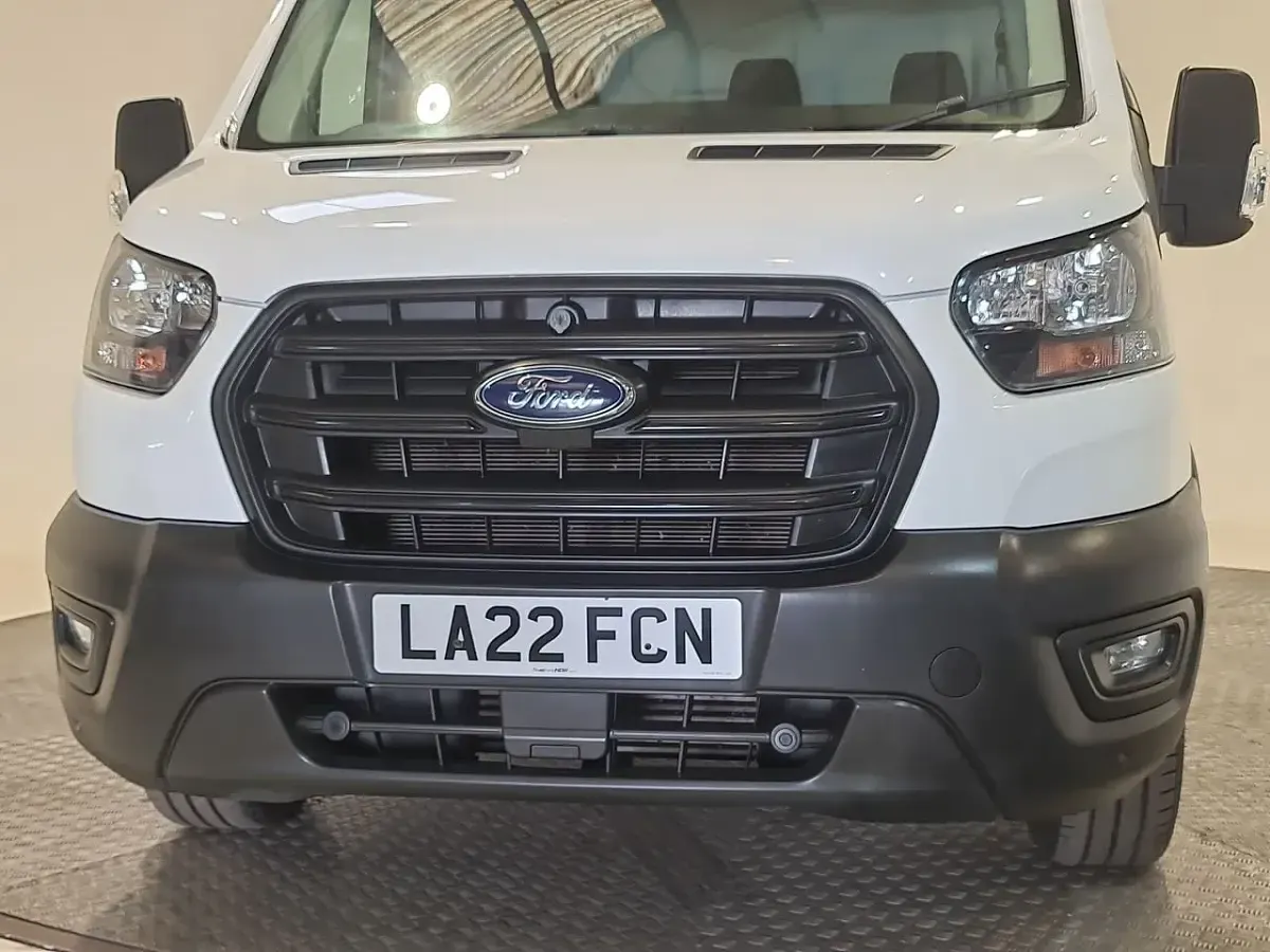 Used Ford Transit 130 HP (95 kW) 2022 White Van