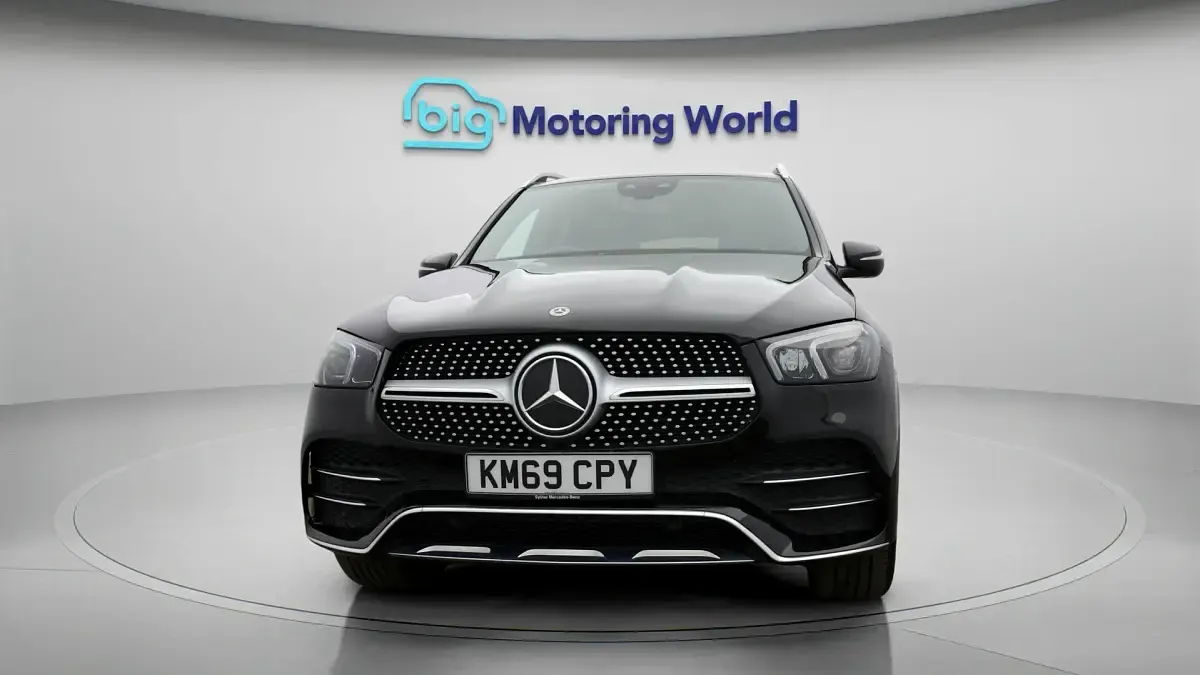 Used Mercedes GLE300 AMG line 241 HP (177 kW) 2019 Black SUV