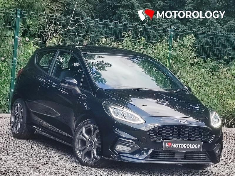 Black Used 2017 Ford Fiesta ST-Line Hatchback | £8,495 (Fair price) - Image 1/4