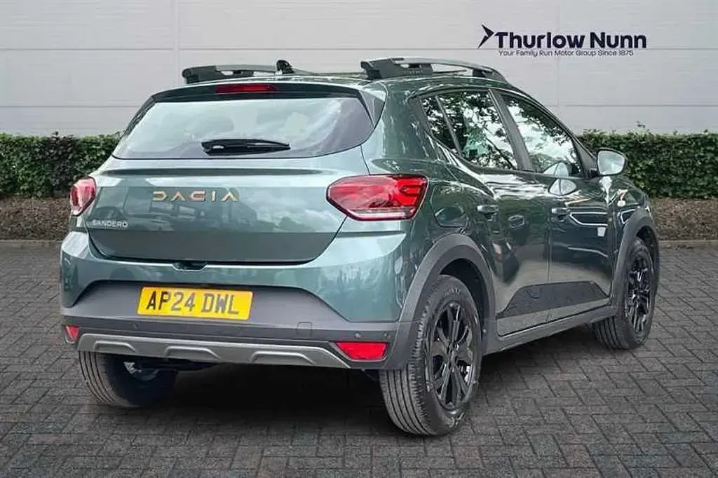 Used Dacia Sandero Extreme 90 HP (66 kW) 2024 Green Hatchback