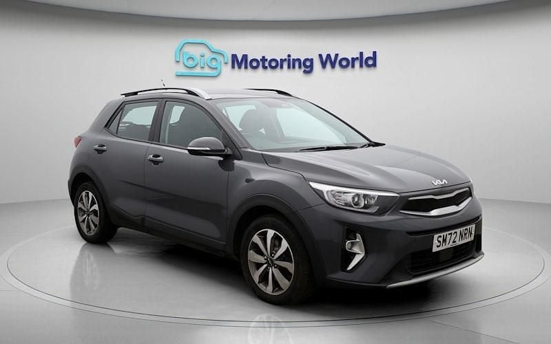 Used 2024 Kia Stonic SUV | £11,377 (Fair price) - Image 1/4