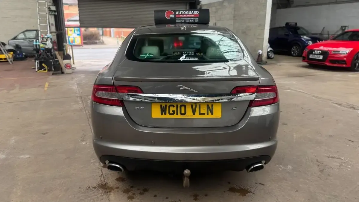 Second-hand Jaguar XF Portfolio 2010 Gri Berlinǎ