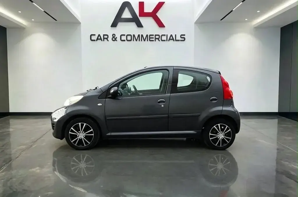 Used Peugeot 107 68 HP (50 kW) 2012 Grey Hatchback