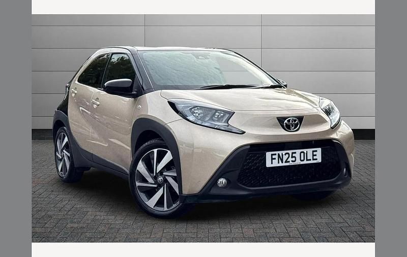 Beige Used 2025 Toyota Aygo X SUV | £14,750 - Image 1/3