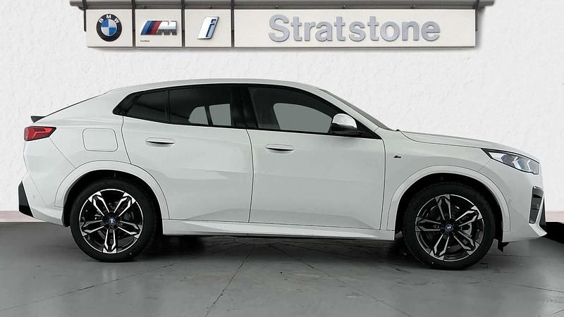 Used BMW iX2 M Sport 227 kW (309 HP) 2025 White SUV