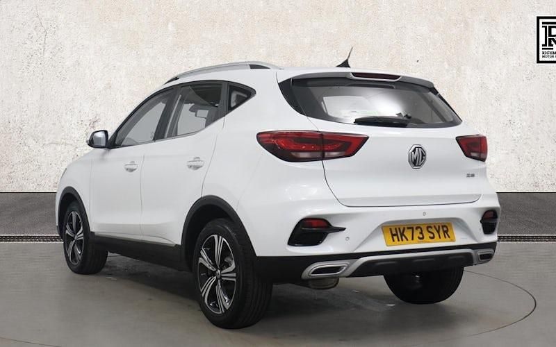 Used MG ZS Excite 106 HP (77 kW) 2023 White SUV
