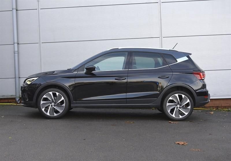 Used Seat Arona FR Sport 110 HP (80 kW) 2023 Black SUV