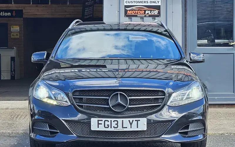 Used Mercedes E220 SE 170 HP (125 kW) 2013 Black Estate