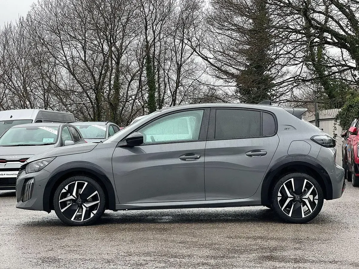 New Peugeot 208 Premium 108 HP (79 kW) 2025 Grey Hatchback