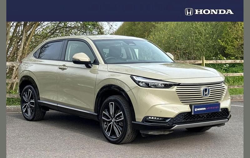 Used Honda HR-V Advance 131 HP (96 kW) 2024 Sand khaki SUV