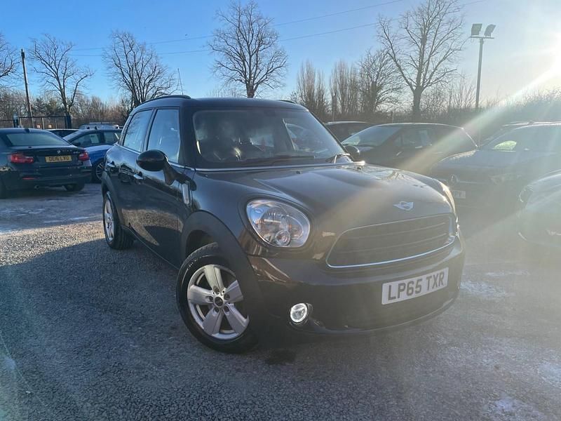Black Used 2015 Mini ONE Hatchback | £7,495 (Fair price) - Image 1/4