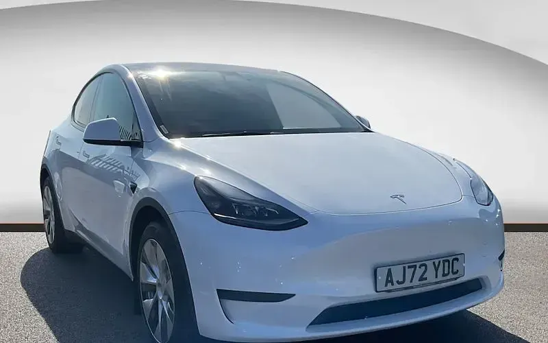 Used Tesla Model Y Standard Range 219 kW (299 HP) 2024 SUV