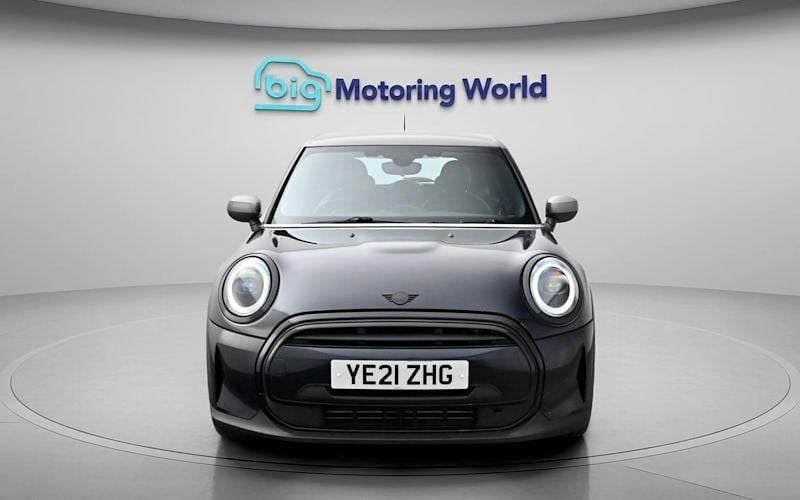 Used Mini Cooper Exclusive 136 HP (100 kW) 2021 Blue/black Hatchback