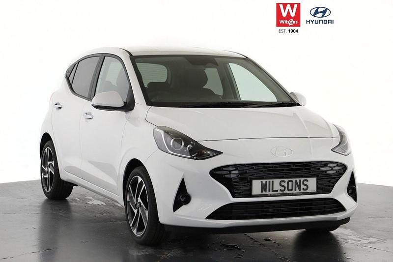 White Used 2024 Hyundai i10 Premium Hatchback | £15,199 (Fair price) - Image 1/4