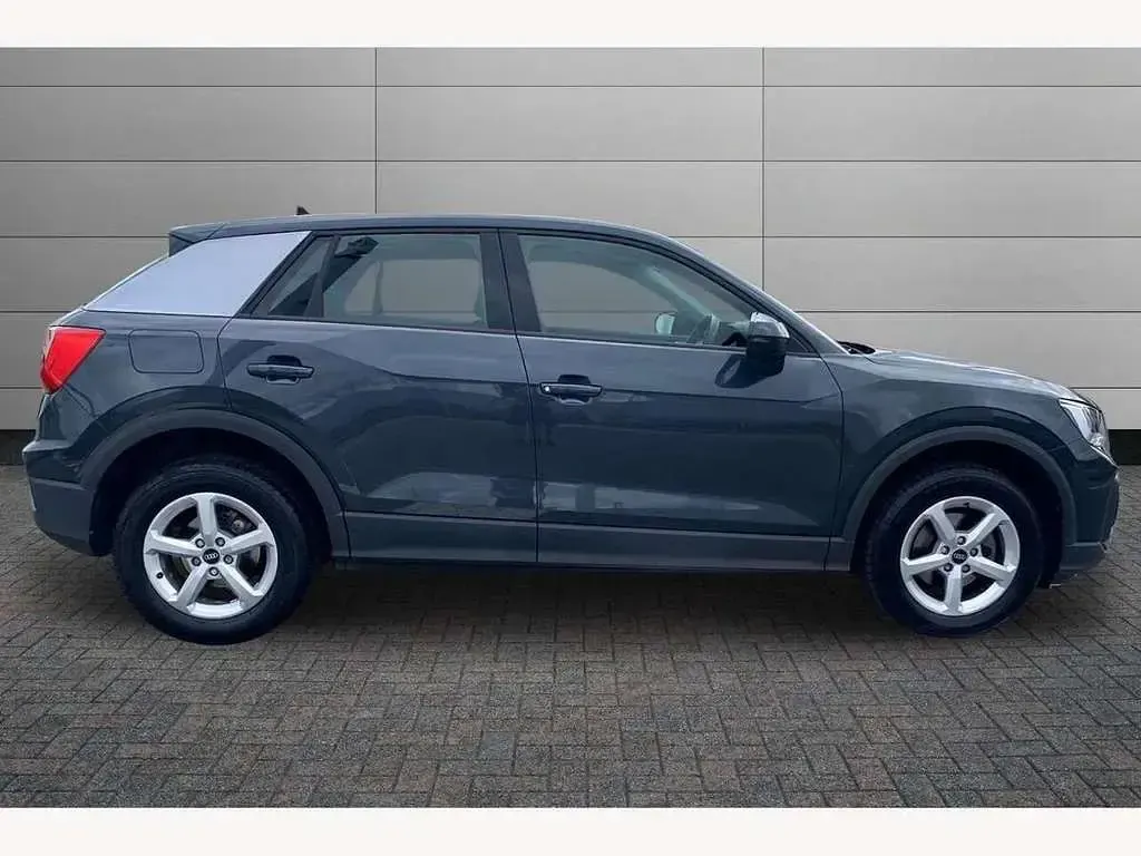 Used Audi Q2 Design 110 HP (80 kW) 2022 Manhattan grey SUV
