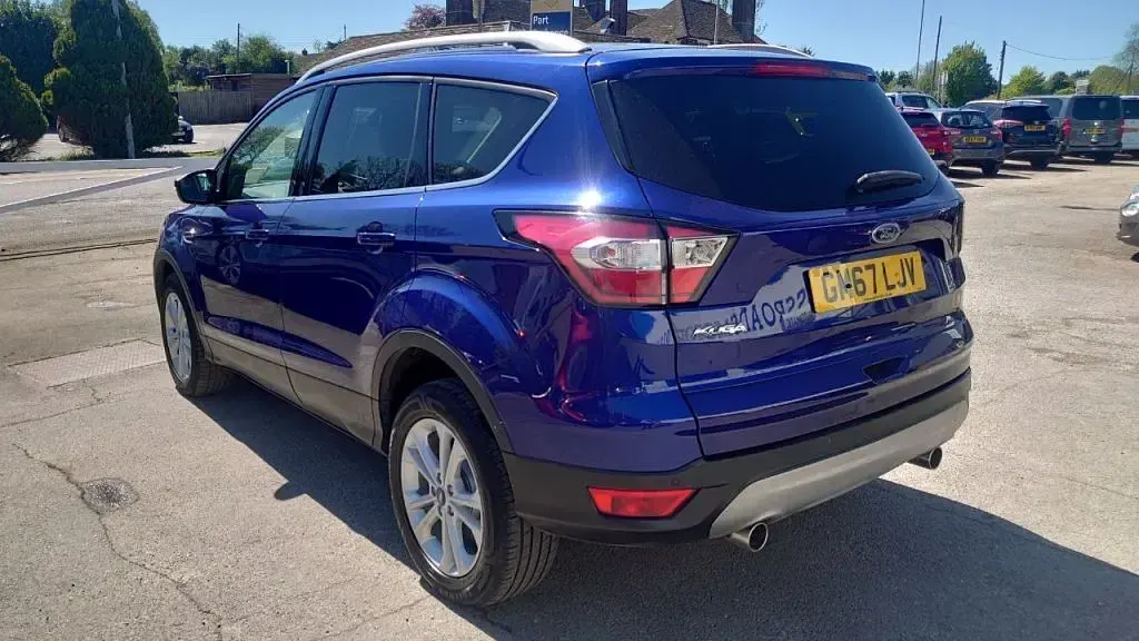 Used Ford Kuga Titanium 150 HP (110 kW) 2017 Blue SUV