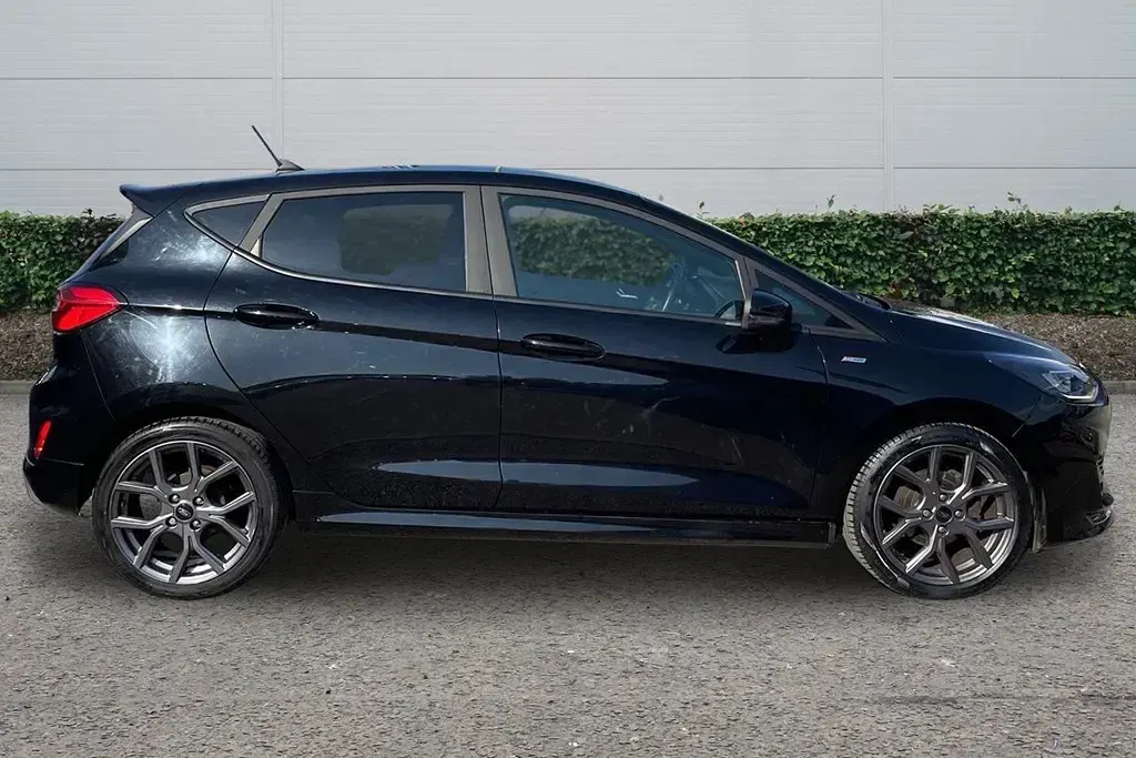 Used Ford Fiesta ST-Line 125 HP (91 kW) 2021 Black Hatchback