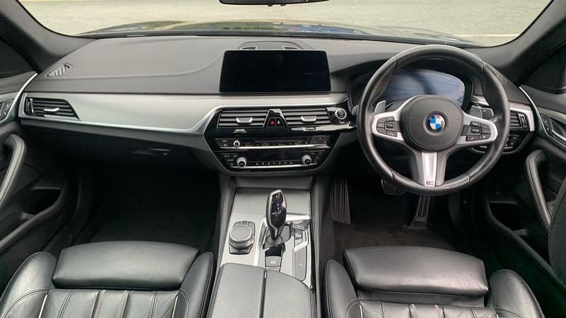 Used BMW 530 M Sport 249 HP (183 kW) 2018 Black Sedan
