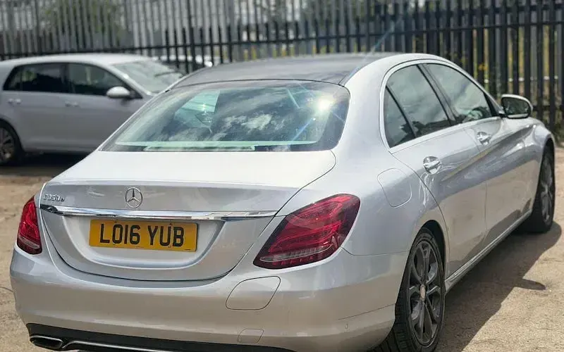 Used Mercedes C350 292 HP (214 kW) 2016 Silver Sedan
