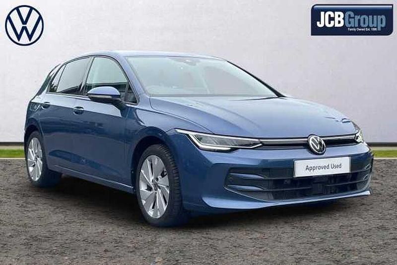 Blue Used 2024 VW Golf VIII Match Hatchback | £20,995 (Fair price) - Image 1/4