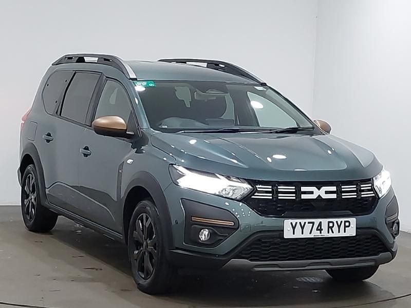 Green Used 2025 Dacia Jogger Extreme MPV | £21,698 (Fair price) - Image 1/4