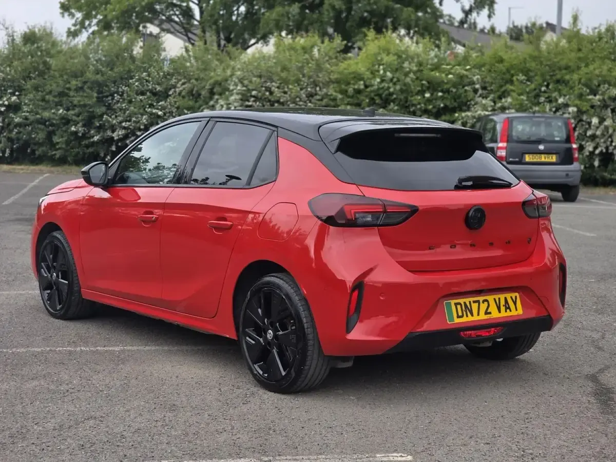 Używany Vauxhall Corsa-e Edition 100 kW (136 KM) 2022 Czerwony Hatchback