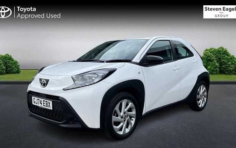 Used Toyota Aygo X PURE 72 HP (52 kW) 2025 SUV