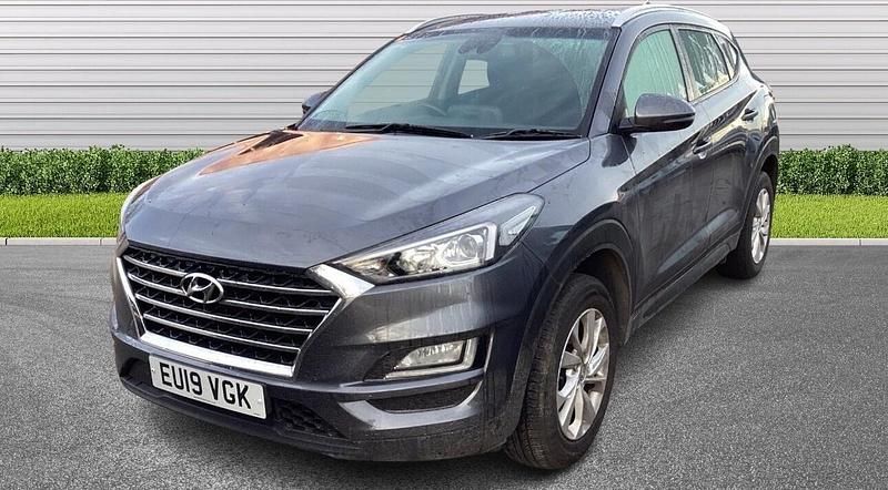Used Hyundai Tucson SE 132 HP (97 kW) 2019 Grey SUV