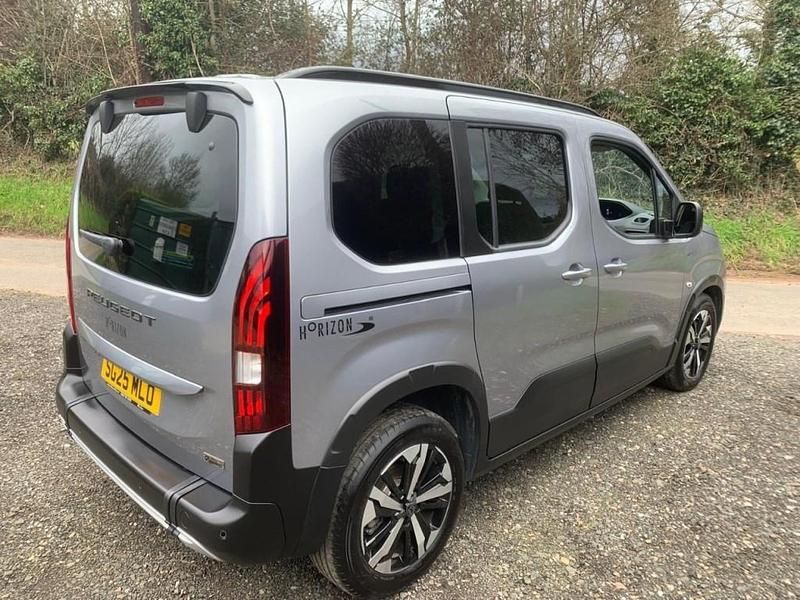 Used Peugeot Rifter Allure 2025 Grey MPV