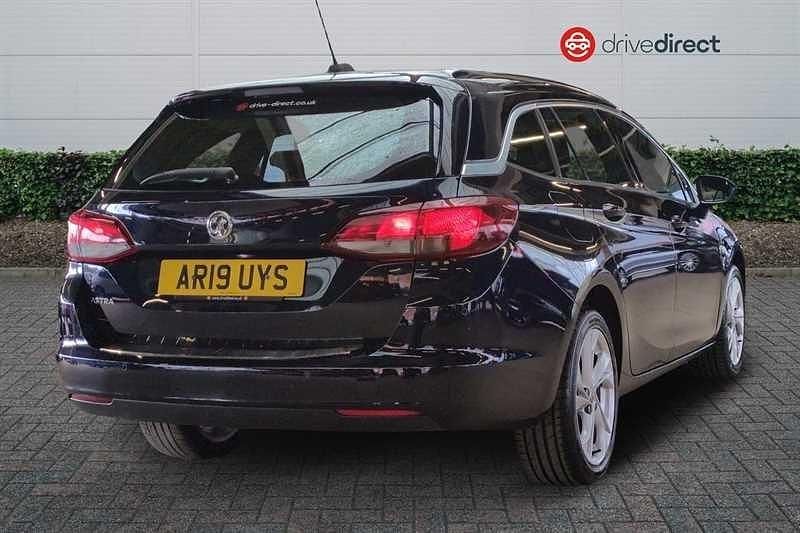 Used Vauxhall Astra SRi 150 HP (110 kW) 2019 Blue Estate