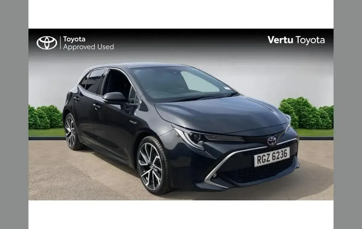 Used Toyota Corolla 122 HP (89 kW) 2019 Hatchback