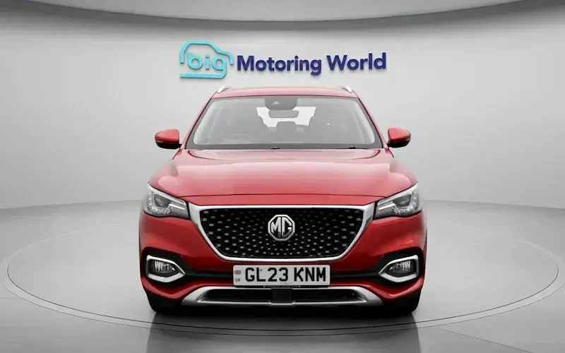 Used MG HS Excite 162 HP (119 kW) 2023 Red SUV