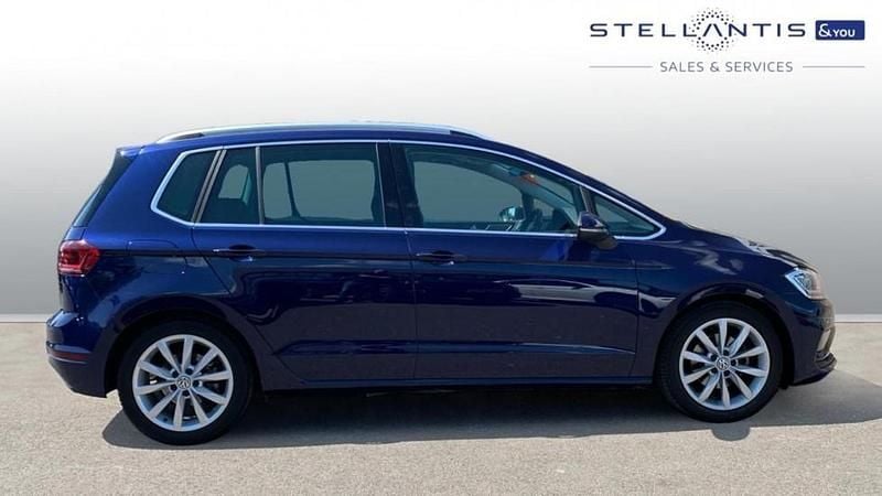Blue Used 2020 VW Golf Sportsvan GT MPV | £15,383 (Fair price) - Image 1/4