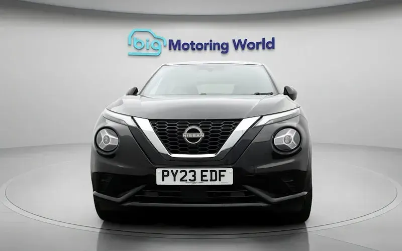 Used Nissan Juke N-Connecta 114 HP (83 kW) 2023 Black SUV