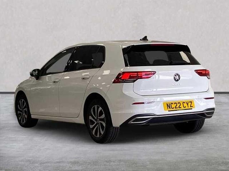 Used VW Golf VIII Active 130 HP (95 kW) 2022 White Hatchback