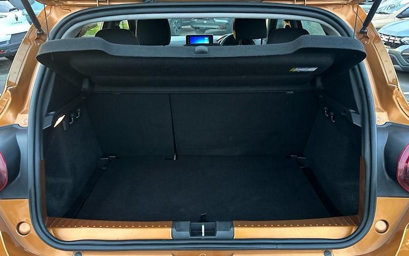 Used Dacia Sandero Comfort 91 HP (66 kW) 2022 Hatchback