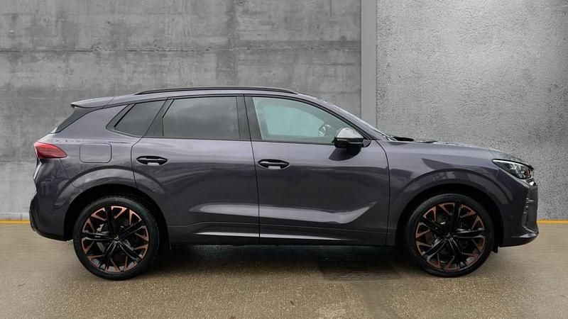 Used Cupra Terramar VZ 272 HP (200 kW) 2025 Plum/purple SUV