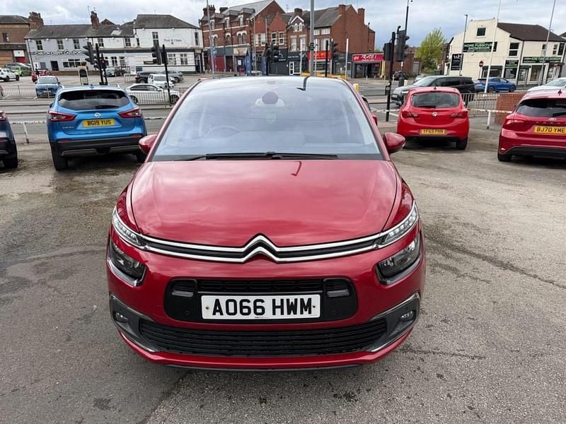 Used Citroën C4 Picasso Flair 2017 Red MPV