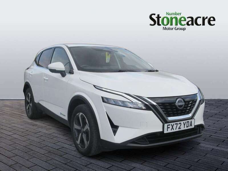 White Used 2022 Nissan Qashqai N-Connecta SUV | £23,000 (Fair price) - Image 1/4