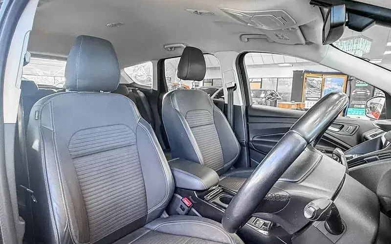 Used Ford Kuga Titanium 179 HP (131 kW) 2018 Black SUV