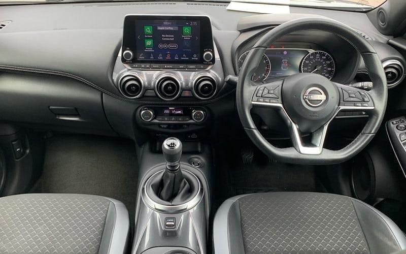 Used Nissan Juke N-Connecta 114 HP (83 kW) 2023 Grey SUV