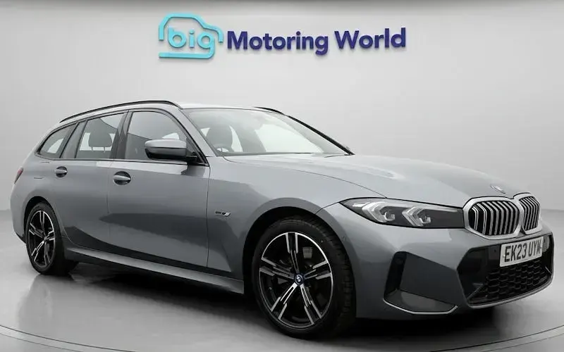 Begagnad BMW 330e M Sport 292 HK (214 kW) 2023 Kombi