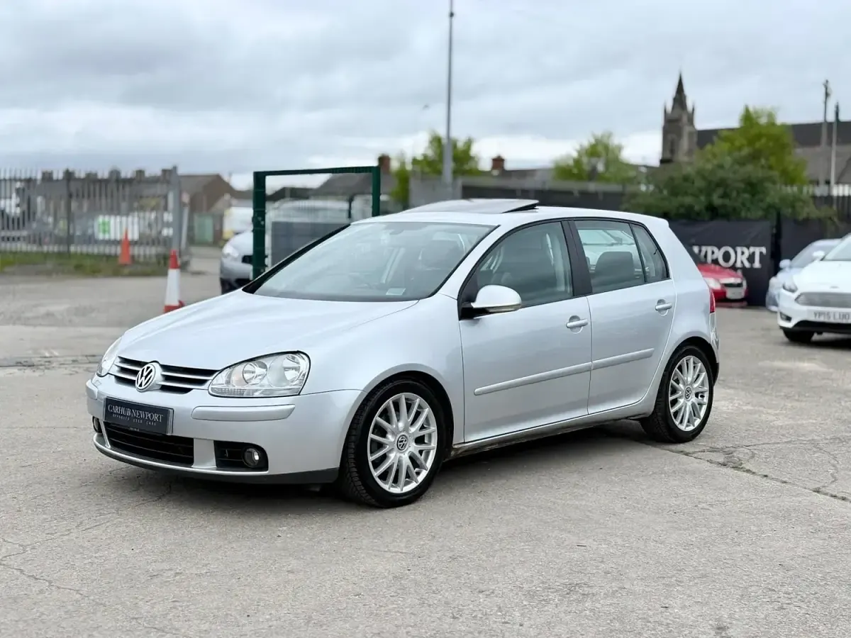Używany VW Golf IV GT 2005 Srebrny Hatchback